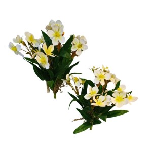 BUQUE DE FLOR COM CAPIM